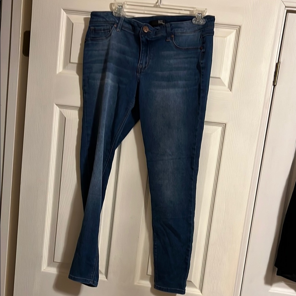 1822 Denim Blue Skinny Jeans with Stretch